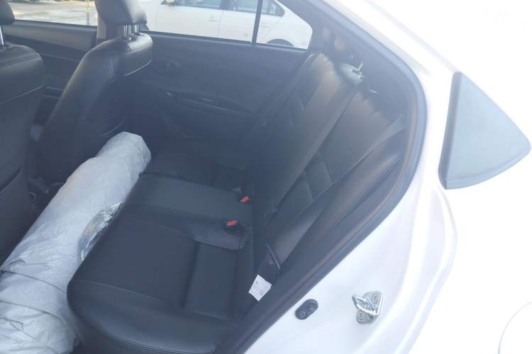 Used Toyota Vios 2021 1.5L CVT Innovation Edition Interior 4