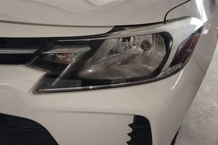 Used Toyota Vios 2021 1.5L CVT Innovation Edition Left Front Headlight