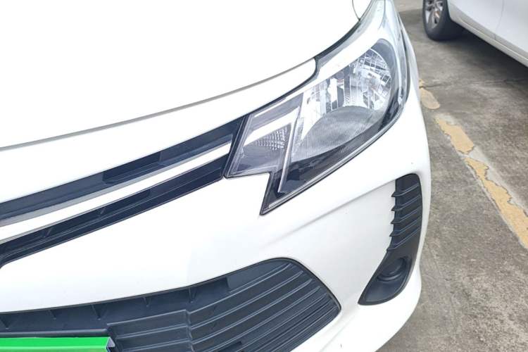 Used Toyota Vios 2021 1.5L CVT Comfort Edition Left Front Headlight