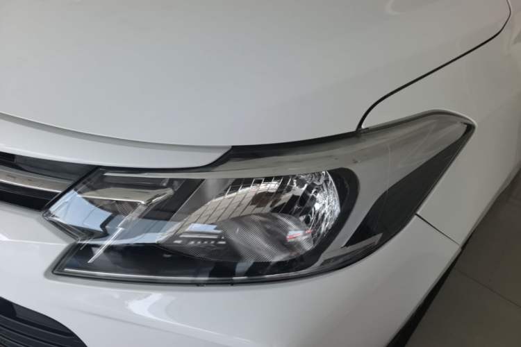 Used Toyota Vios 2021 1.5L CVT Innovation Edition Left Front Headlight