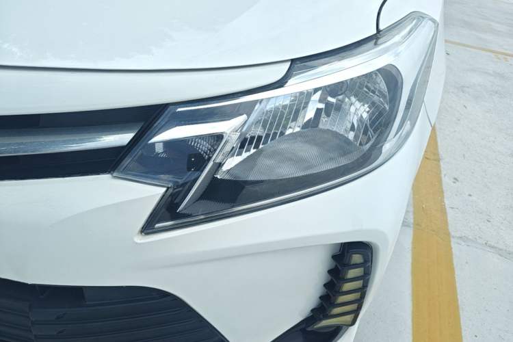 Used Toyota Vios 2021 1.5L CVT Innovation Edition Left Front Headlight