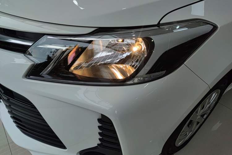 Used Toyota Vios 2021 1.5L CVT Innovation Edition Left Front Headlight
