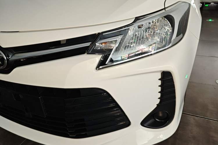 Used Toyota Vios 2021 1.5L CVT Innovation Edition Left Front Headlight