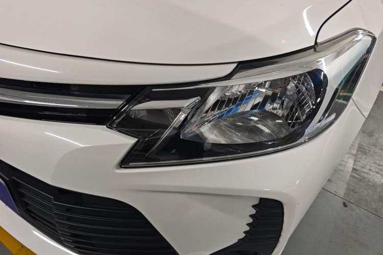Used Toyota Vios 2021 1.5L CVT Innovation Edition Left Front Headlight