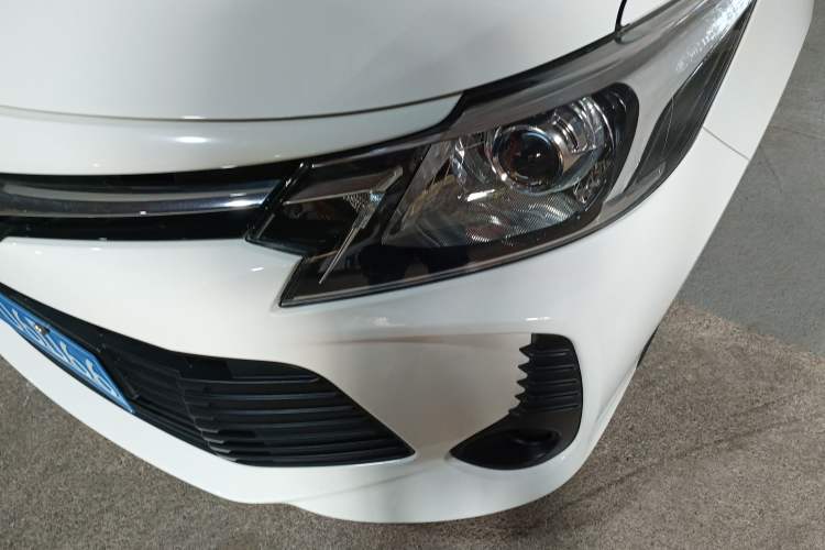 Used Toyota Vios 2021 1.5L CVT Innovation Edition Left Front Headlight
