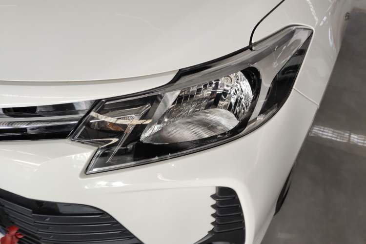 Used Toyota Vios 2021 1.5L CVT Innovation Edition Left Front Headlight