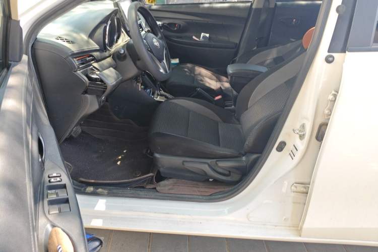 Used Toyota Vios 2021 1.5L CVT Innovation Edition Left Front Seat
