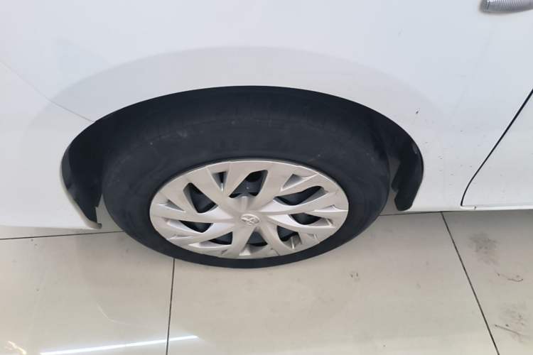 Used Toyota Vios 2021 1.5L CVT Smart Drive Edition Left Front Wheel Hub