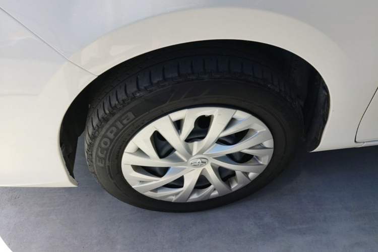 Used Toyota Vios 2021 1.5L CVT Innovation Edition Left Front Wheel Hub