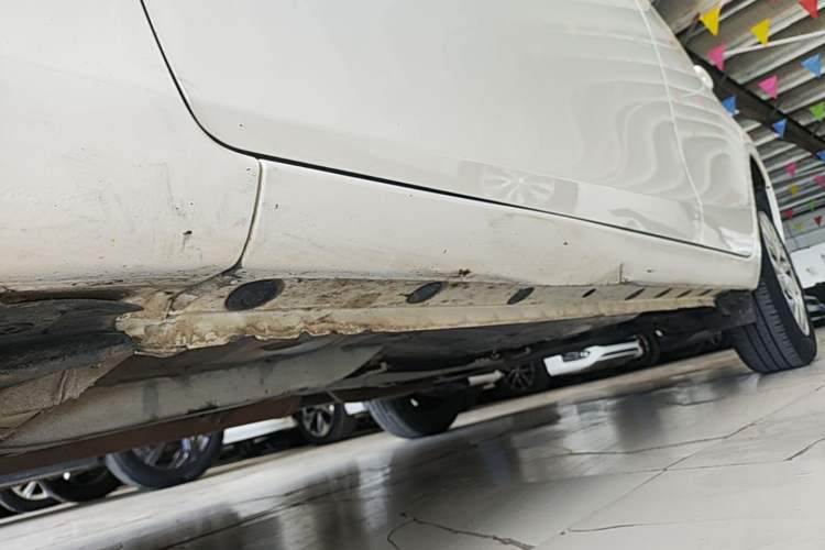 Used Toyota Vios 2021 1.5L CVT Innovation Edition Left Side Sill
