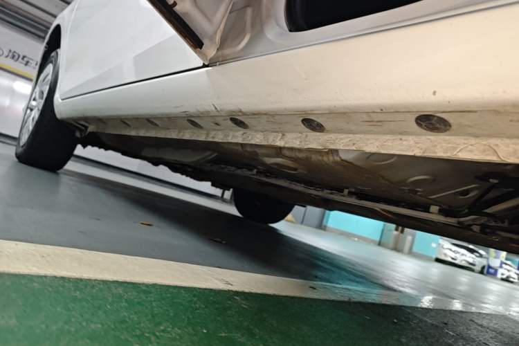 Used Toyota Vios 2021 1.5L CVT Innovation Edition Left Side Sill