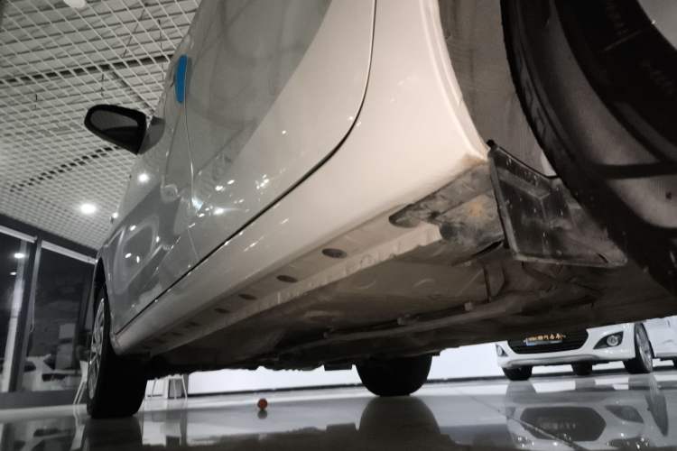 Used Toyota Vios 2021 1.5L CVT Innovation Edition Left Side Sill