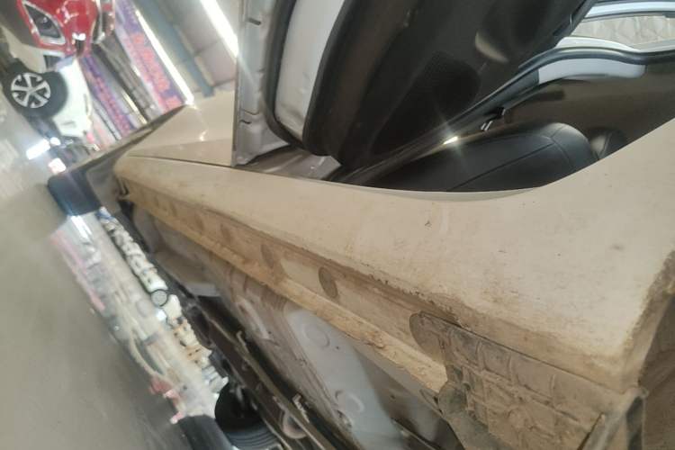 Used Toyota Vios 2021 1.5L Manual Trend Edition Left Side Sill