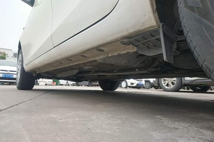 Used Toyota Vios 2021 1.5L CVT Innovation Edition Left Side Sill