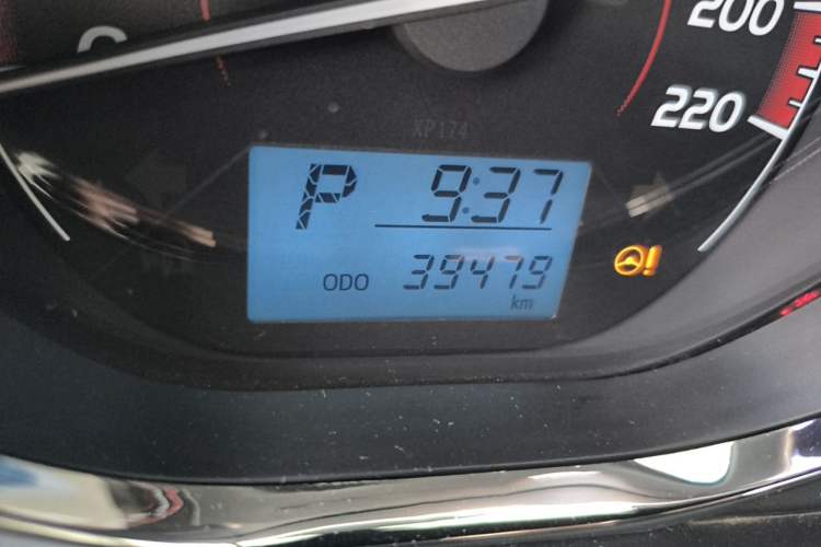 Used Toyota Vios 2021 1.5L CVT Innovation Edition Odometer Close Up