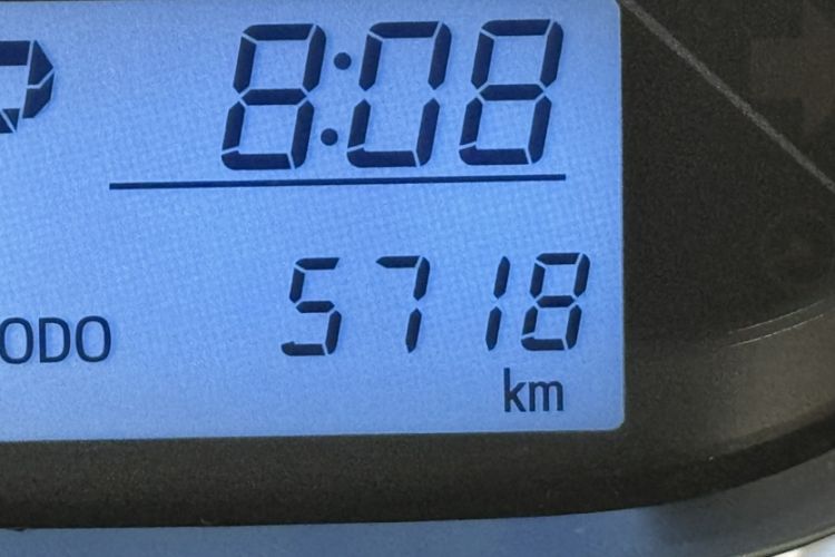Used Toyota Vios 2021 1.5L CVT Innovation Edition Odometer Close Up