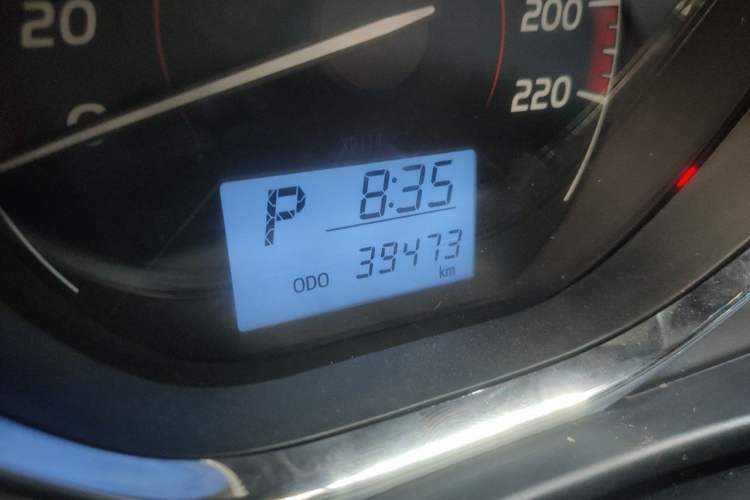 Used Toyota Vios 2021 1.5L CVT Innovation Edition Odometer Close Up