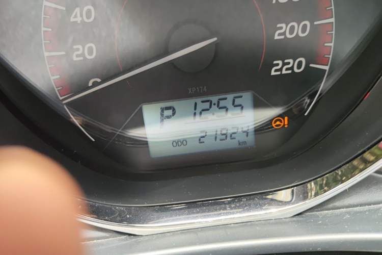 Used Toyota Vios 2021 1.5L CVT Innovation Edition Odometer Close Up