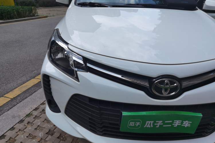 Used Toyota Vios 2021 1.5L CVT Innovation Edition Right Front Headlight