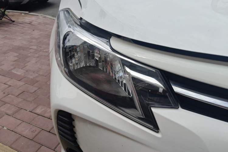 Used Toyota Vios 2021 1.5L CVT Innovation Edition Right Front Headlight