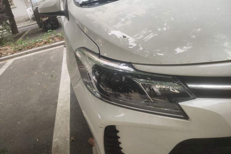 Used Toyota Vios 2021 1.5L CVT Smart Drive Edition Right Front Headlight