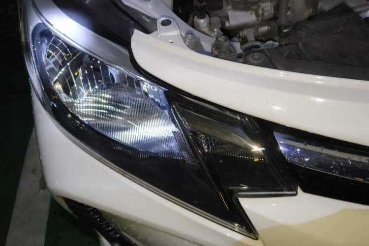 Used Toyota Vios 2021 1.5L CVT Innovation Edition Right Front Headlight