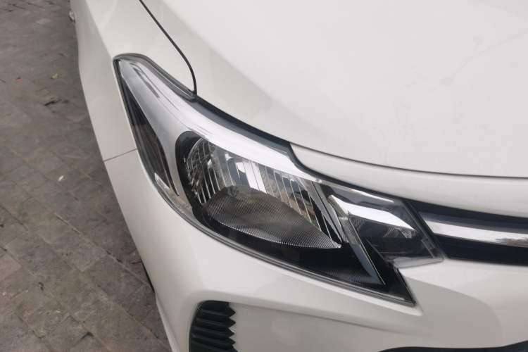 Used Toyota Vios 2021 1.5L CVT Innovation Edition Right Front Headlight