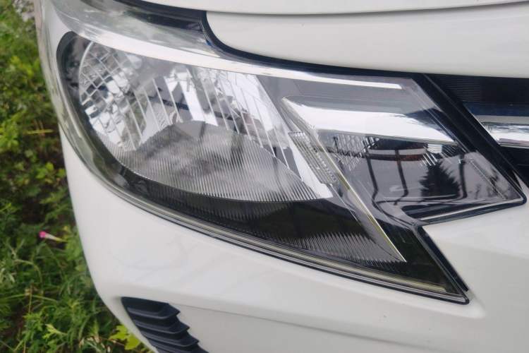 Used Toyota Vios 2021 1.5L CVT Innovation Edition Right Front Headlight