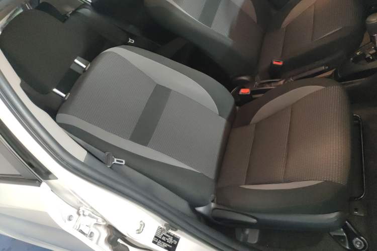 Used Toyota Vios 2021 1.5L CVT Innovation Edition Right Front Seat