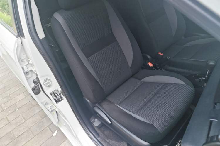 Used Toyota Vios 2021 1.5L CVT Innovation Edition Right Front Seat