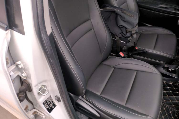 Used Toyota Vios 2021 1.5L CVT Innovation Edition Right Front Seat