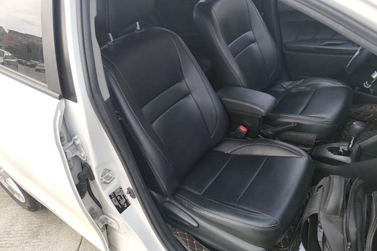 Used Toyota Vios 2021 1.5L CVT Innovation Edition Right Front Seat