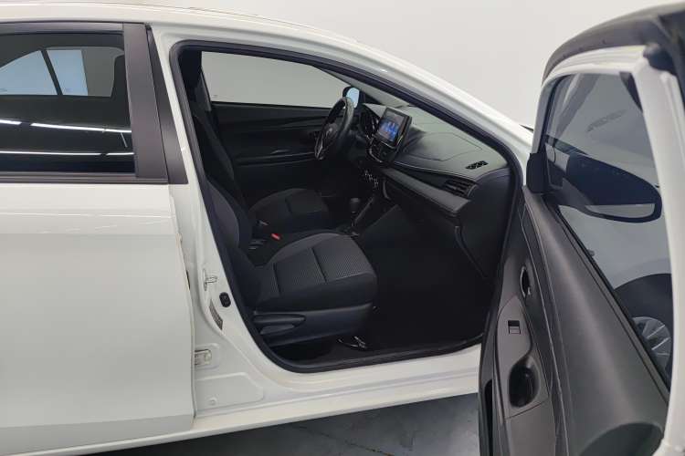 Used Toyota Vios 2021 1.5L CVT Innovation Edition Right Front Seat