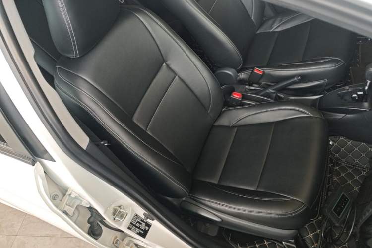 Used Toyota Vios 2021 1.5L CVT Innovation Edition Right Front Seat