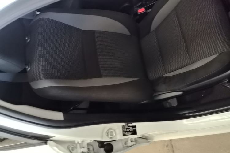 Used Toyota Vios 2021 1.5L CVT Innovation Edition Right Front Seat