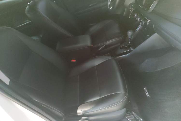 Used Toyota Vios 2021 1.5L CVT Innovation Edition Right Front Seat