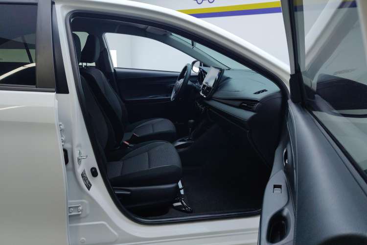 Used Toyota Vios 2021 1.5L CVT Innovation Edition Right Front Seat