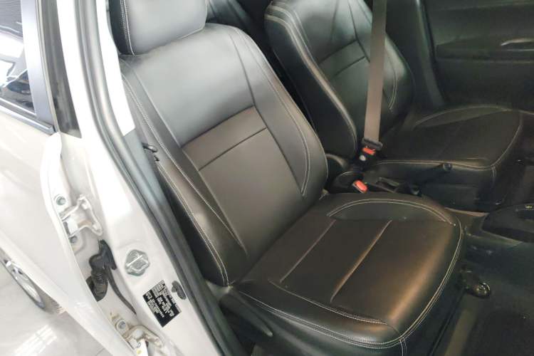 Used Toyota Vios 2021 1.5L CVT Innovation Edition Right Front Seat