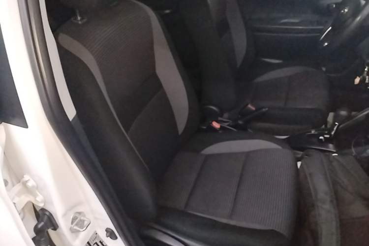 Used Toyota Vios 2021 1.5L CVT Innovation Edition Right Front Seat