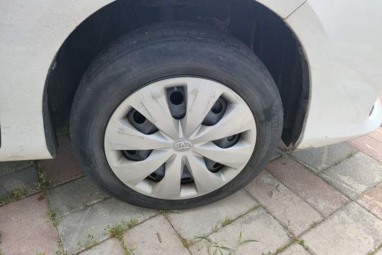 Used Toyota Vios 2021 1.5L CVT Innovation Edition Right Front Wheel Hub
