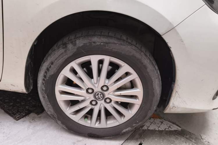 Used Toyota Vios 2021 1.5L CVT Innovation Edition Right Front Wheel Hub