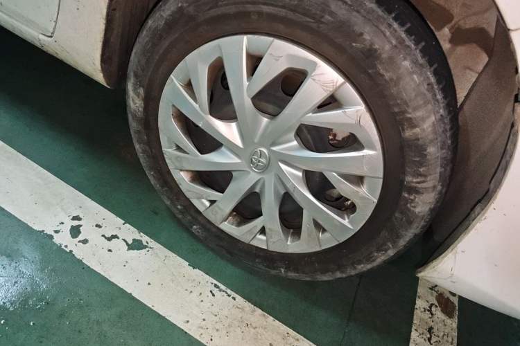 Used Toyota Vios 2021 1.5L CVT Innovation Edition Right Front Wheel Hub