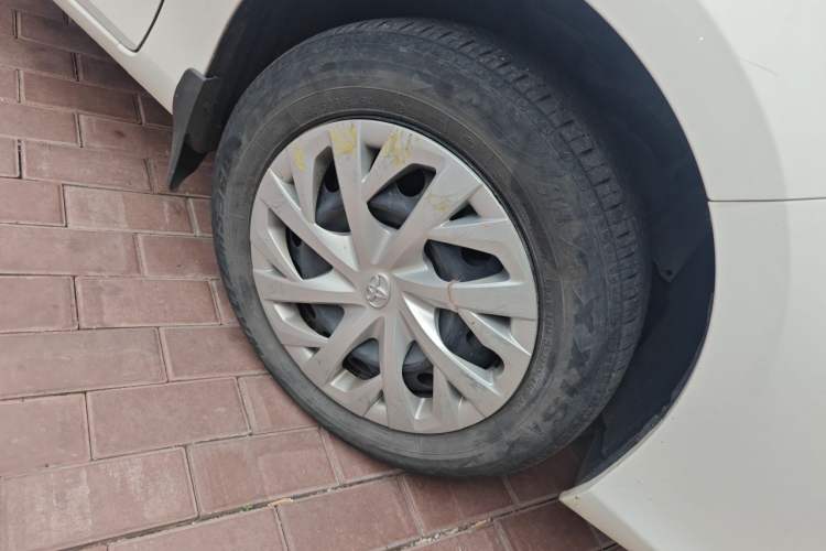 Used Toyota Vios 2021 1.5L CVT Innovation Edition Right Front Wheel Hub