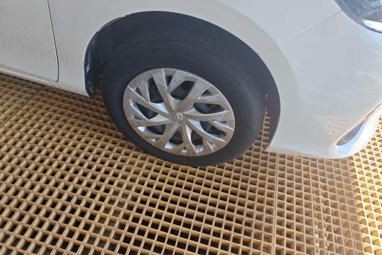 Used Toyota Vios 2021 1.5L CVT Innovation Edition Right Front Wheel Hub