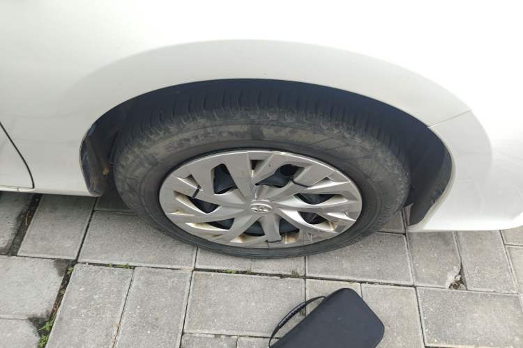 Used Toyota Vios 2021 1.5L CVT Innovation Edition Right Front Wheel Hub