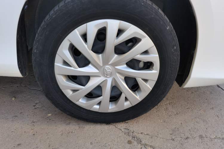 Used Toyota Vios 2021 1.5L CVT Innovation Edition Right Front Wheel Hub