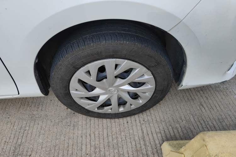 Used Toyota Vios 2021 1.5L CVT Innovation Edition Right Front Wheel Hub