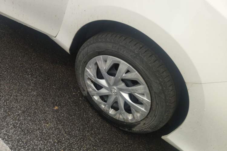 Used Toyota Vios 2021 1.5L CVT Innovation Edition Right Front Wheel Hub