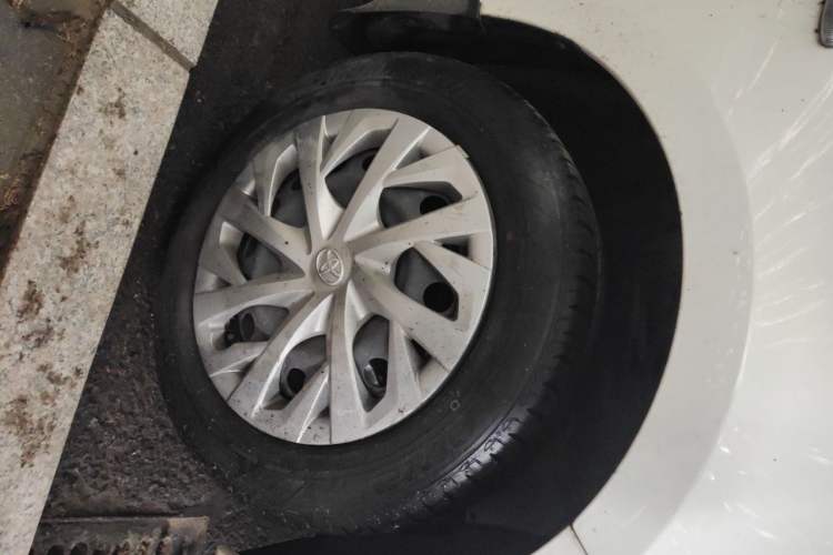 Used Toyota Vios 2021 1.5L CVT Innovation Edition Right Front Wheel Hub