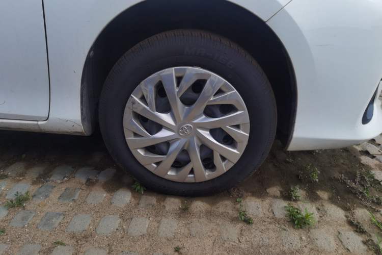 Used Toyota Vios 2021 1.5L CVT Innovation Edition Right Front Wheel Hub